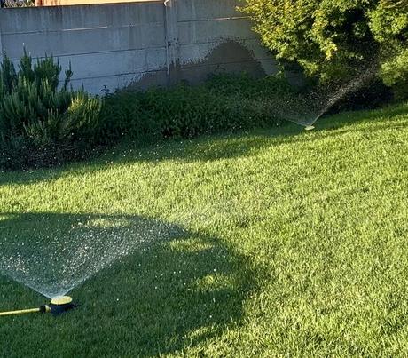 Multifunkčný plošný zavlažovač so 6 možnosťami nas, 