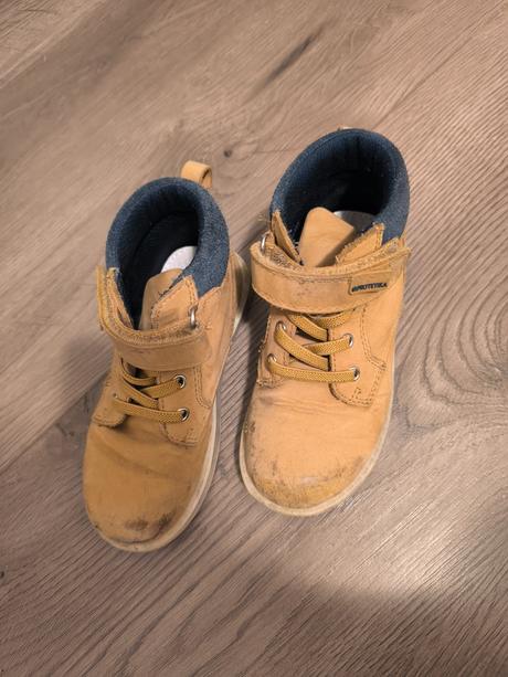 Topánky z brúsenej kože, protetika,26