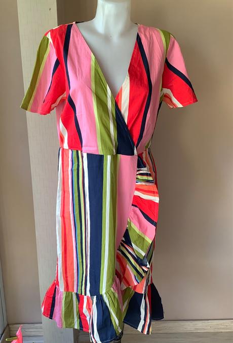 Krásne saty/196a, 42