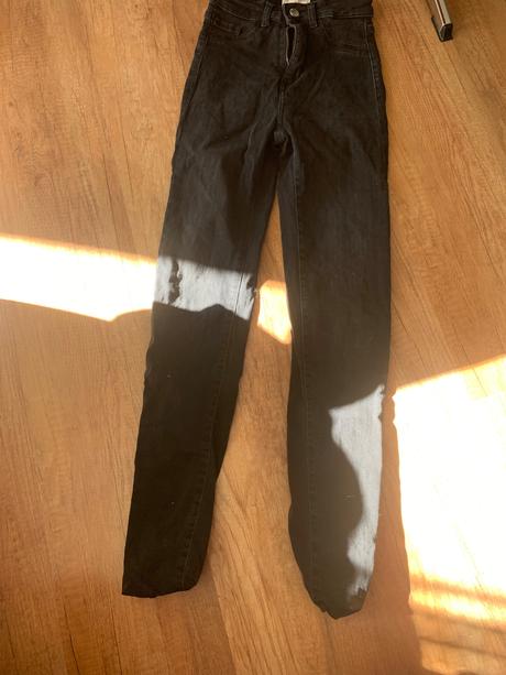 Dievcenske rifle, 158