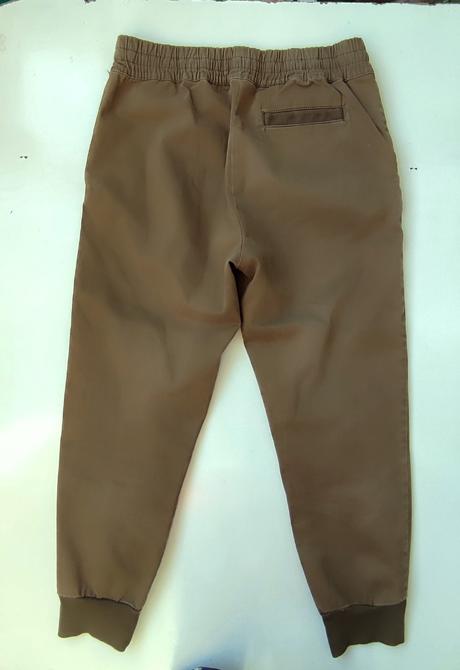 Nohavice s patentom, sisley,l