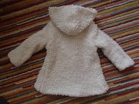 Dievčenský kožúšok, 98