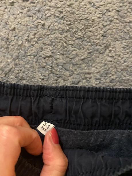 Predam nohavice, f&f,104