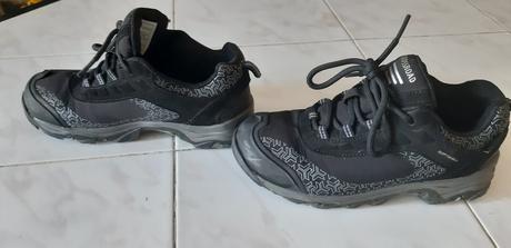 Softshellove topánky, 33