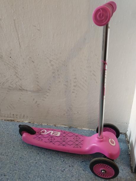 Kolobežka trojkolka, 