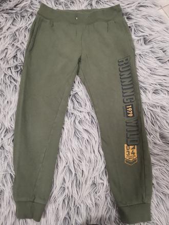 Zelené tepláky, pepco,140