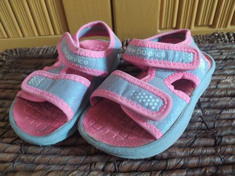 New balance sandálky, new balance,23