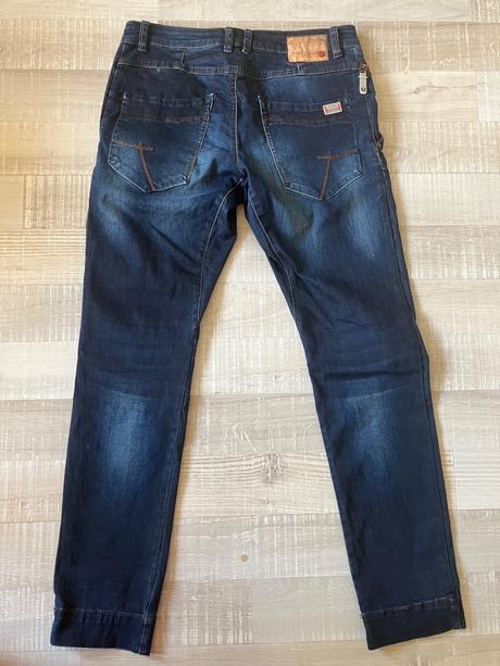 Minimálne nosene strecove rifle timezone, w32/l32, m