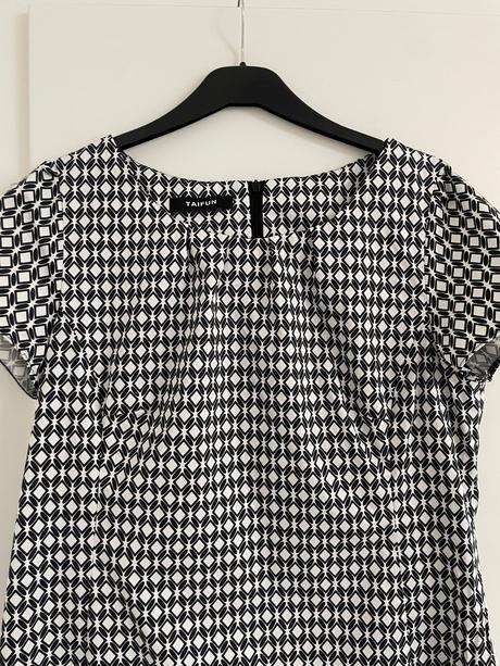 Taifun nádherné puzdrové šaty, gerry weber,44