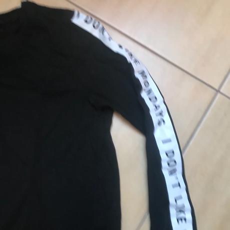 Tricko, reserved,140