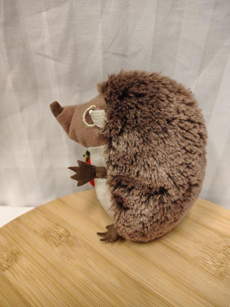 Plyšový pískajúci ježko s jahôdkou, 14 cm, 