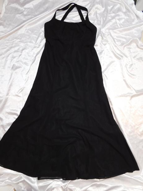 Luxusne pekne saty na slavnost, 42