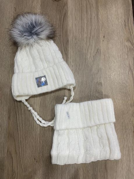 Zimná čiapka a nakrčnik, ajs,92