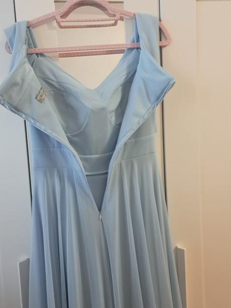 Spoločenské šaty, 38