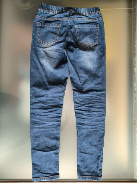 Jegínsy 122/128, lusa,122