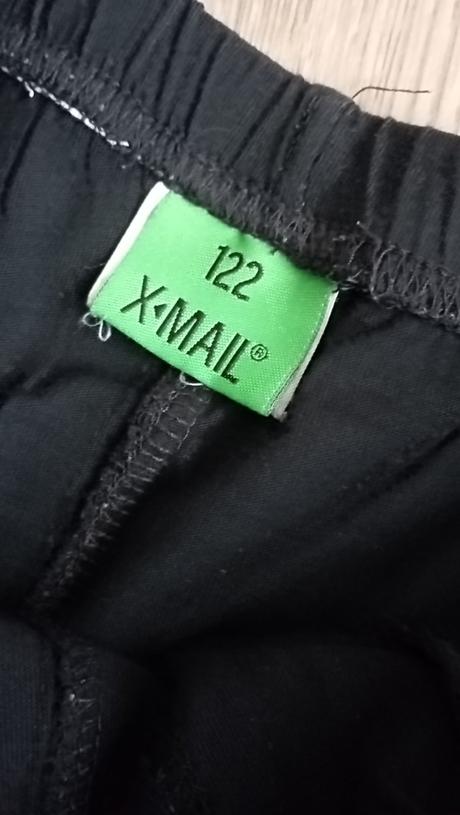 Čierne bavlnené šortky, 134