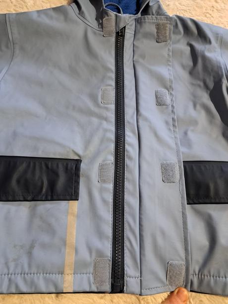 Bunda do dažďa, 86