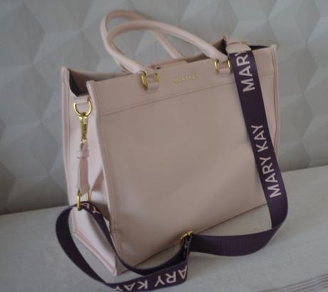 Väčšia kabelka mary kay, mary kay