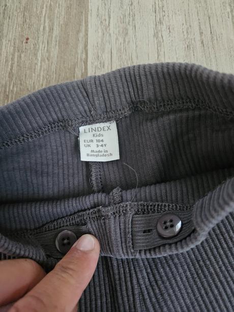 Leginy lindex, lindex,104