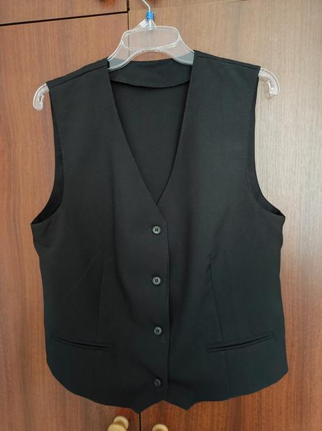 Vesta pre čašníčku, recepčnú, l