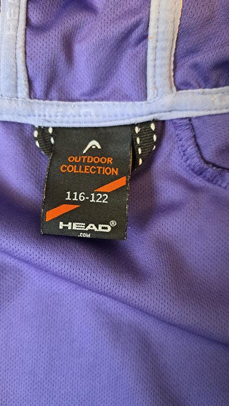 Prechodná fialová vetrovka, 116