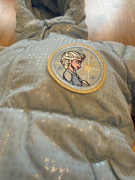 Elsa zimna bunda, sinsay,122