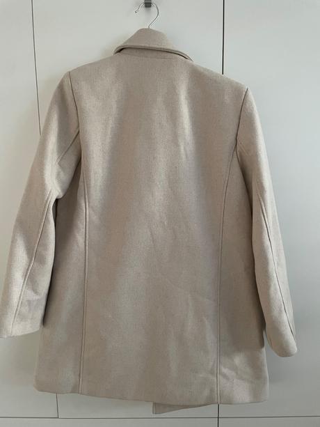 Kabat reserved s vlnou, reserved,s