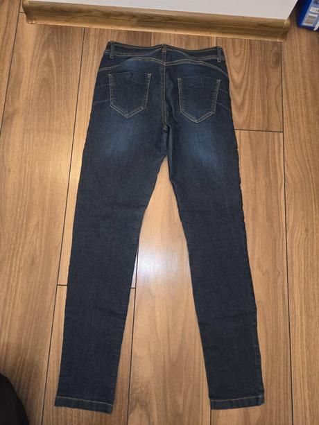 Rifle, calzedonia,m