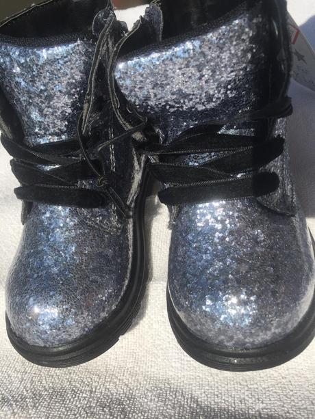 Trblietkavé topánočky, f&f,25