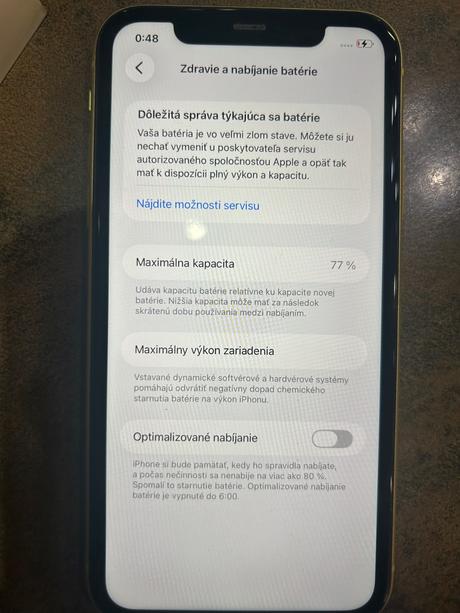 Iphone 11+sluchadla airpods,