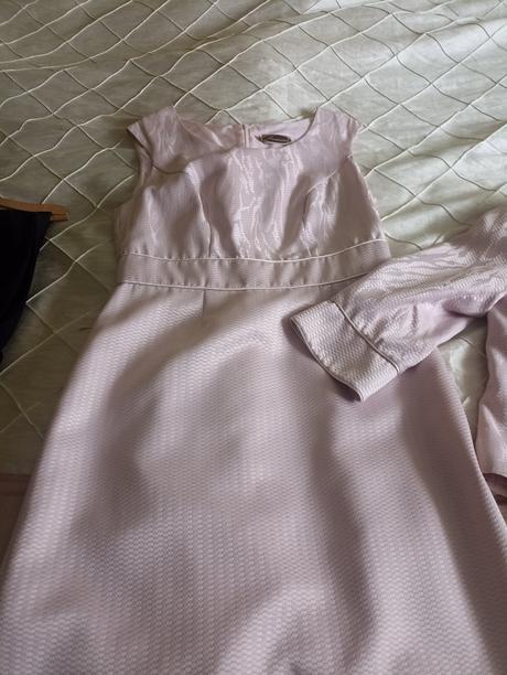 Kostým pre svadobnú mamu, 46