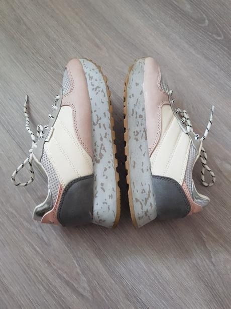 Botasky na platforme, 36