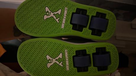 Tenisky s korčulami, 30