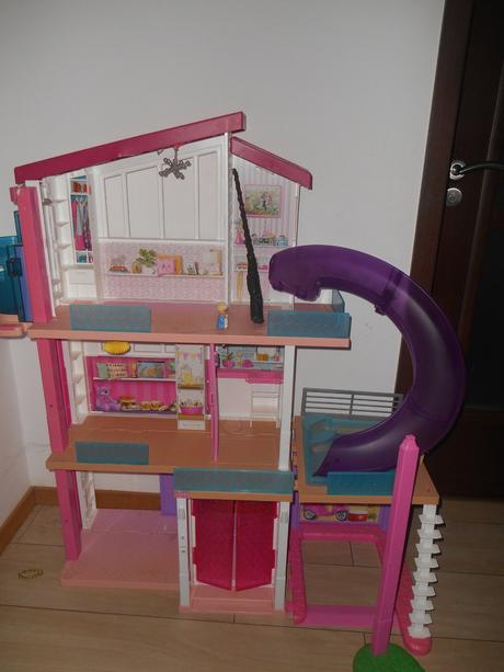 Barbie dom, 