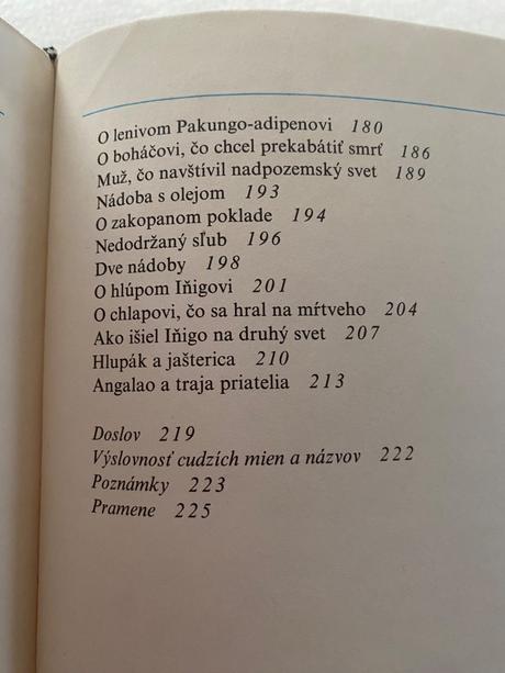 Staré retro čarodejný strom filipínske rozprávky,