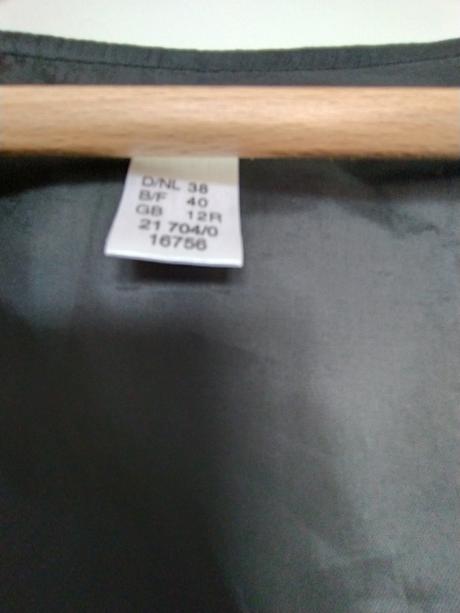 Spoločenské šaty, m