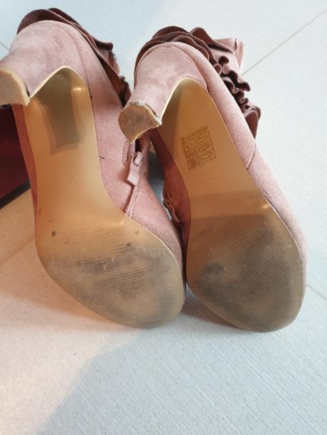 Kotníkové čižmy, 38