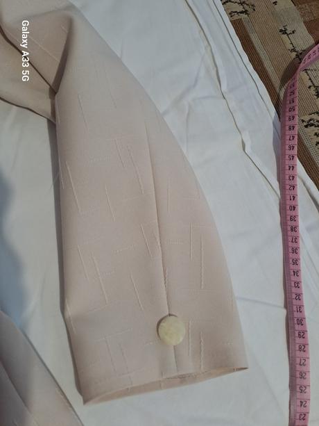 Dámsky maslový kostým č.cca 38/40, 38