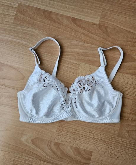 Pekná podprsenka, 75b