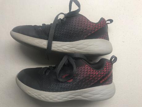 Vzdusne tenisky c.28, skechers,28