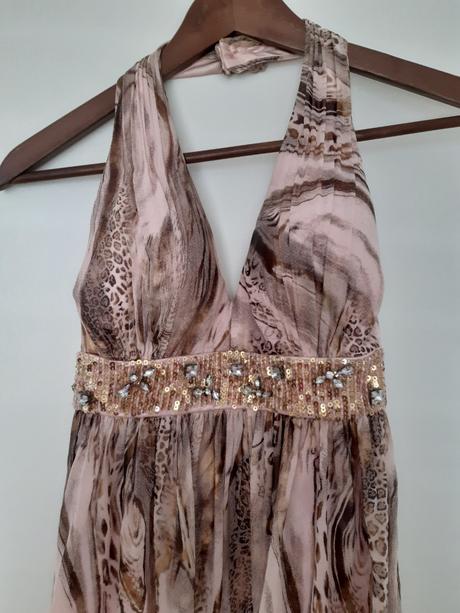 Spoločenské šaty, 38