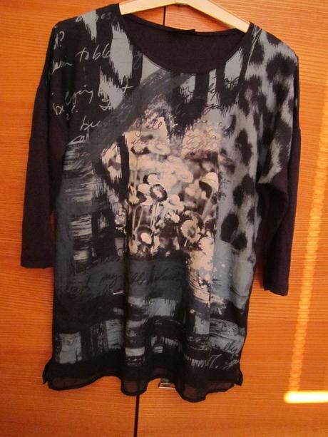 Dámska blúzka--40/42, 42