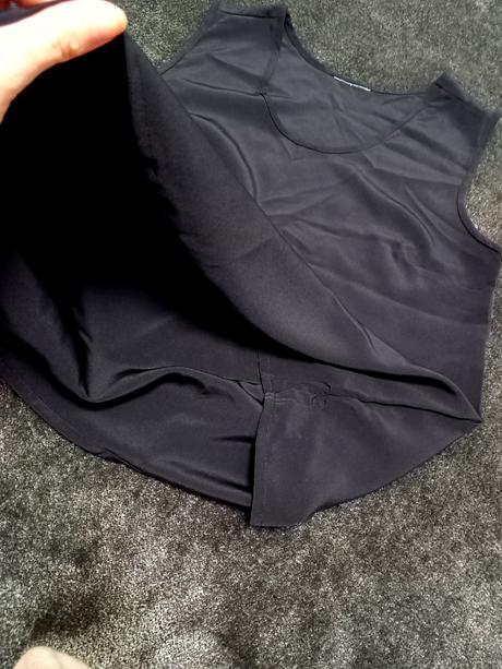 Jednoduchá čierna bluzka v.36, 36
