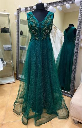 Spoločenské šaty vo veľkosti l, l