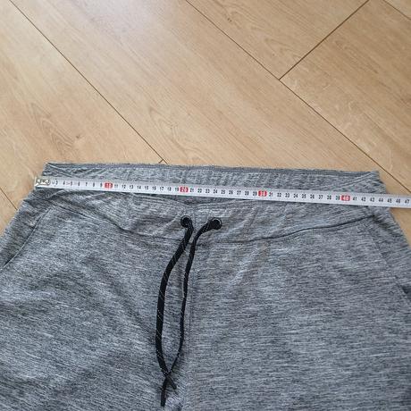 Športové tepláky/legíny, l