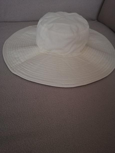 Klobúk obojstranný, 56