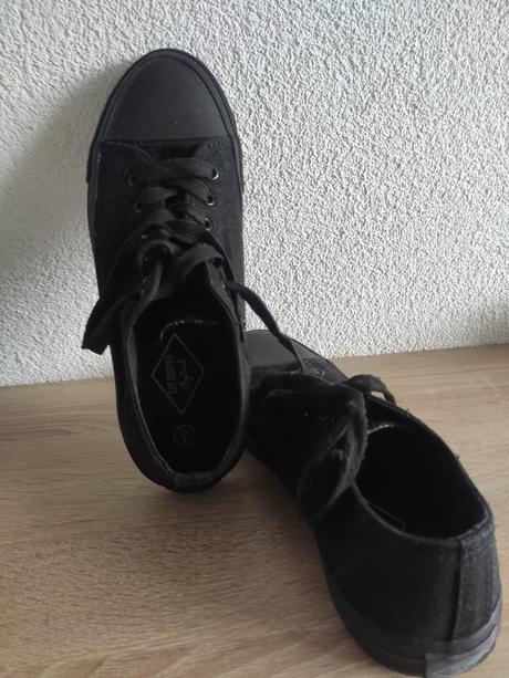 Tenisky, lee cooper,42