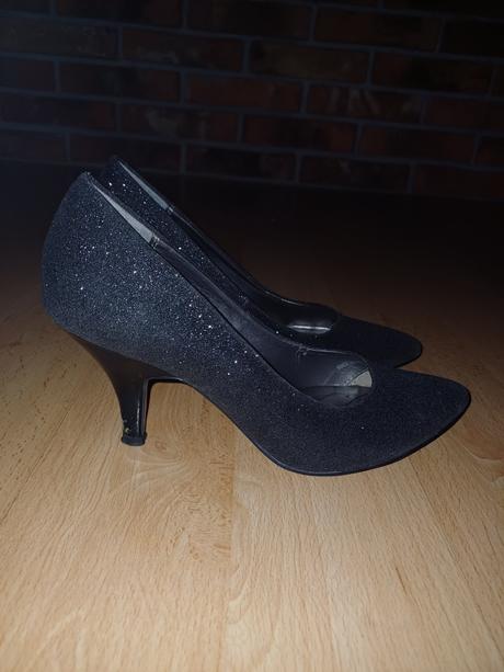 Čierne lodičky s trblietkami, baťa,37