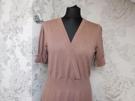 Kvalitne pekne saty, 40 / l