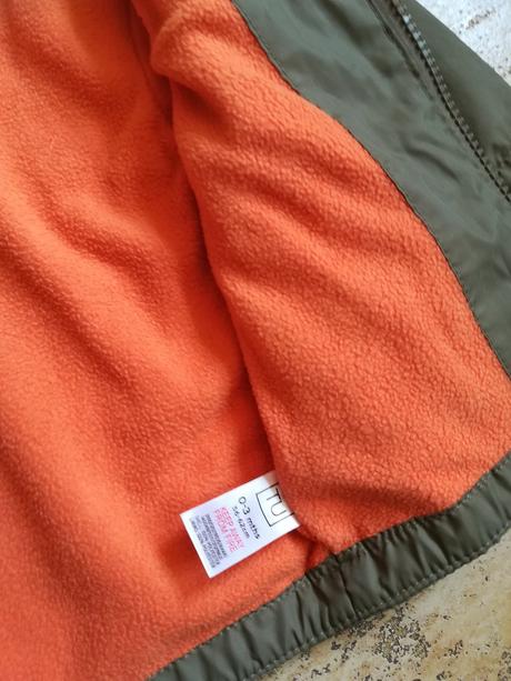 Prechodná bundička, tu,62